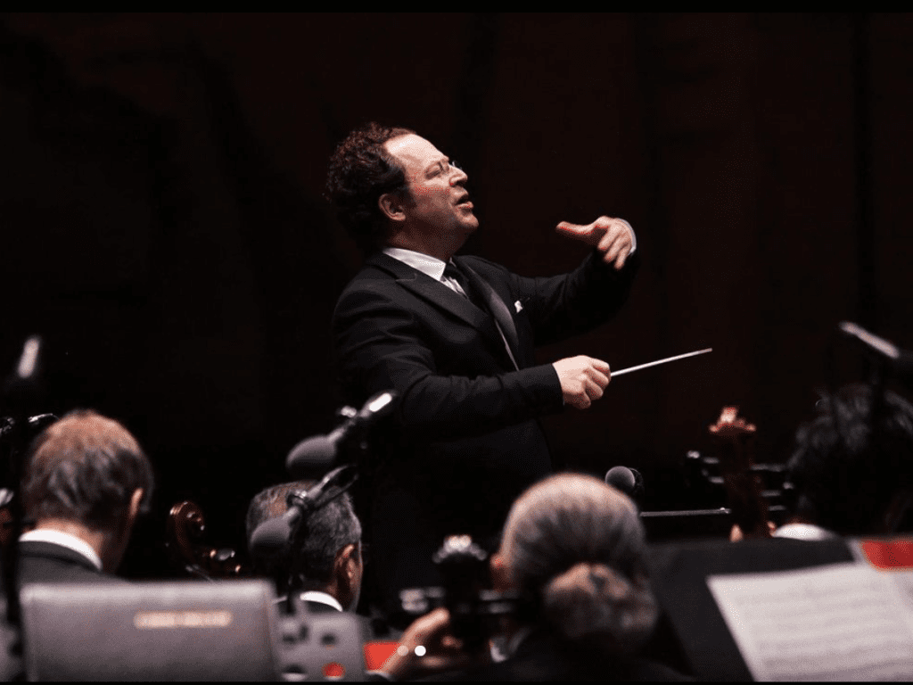 Internationally Acclaimed Conductor Returns Home to Houston For a Special Tribute Concert