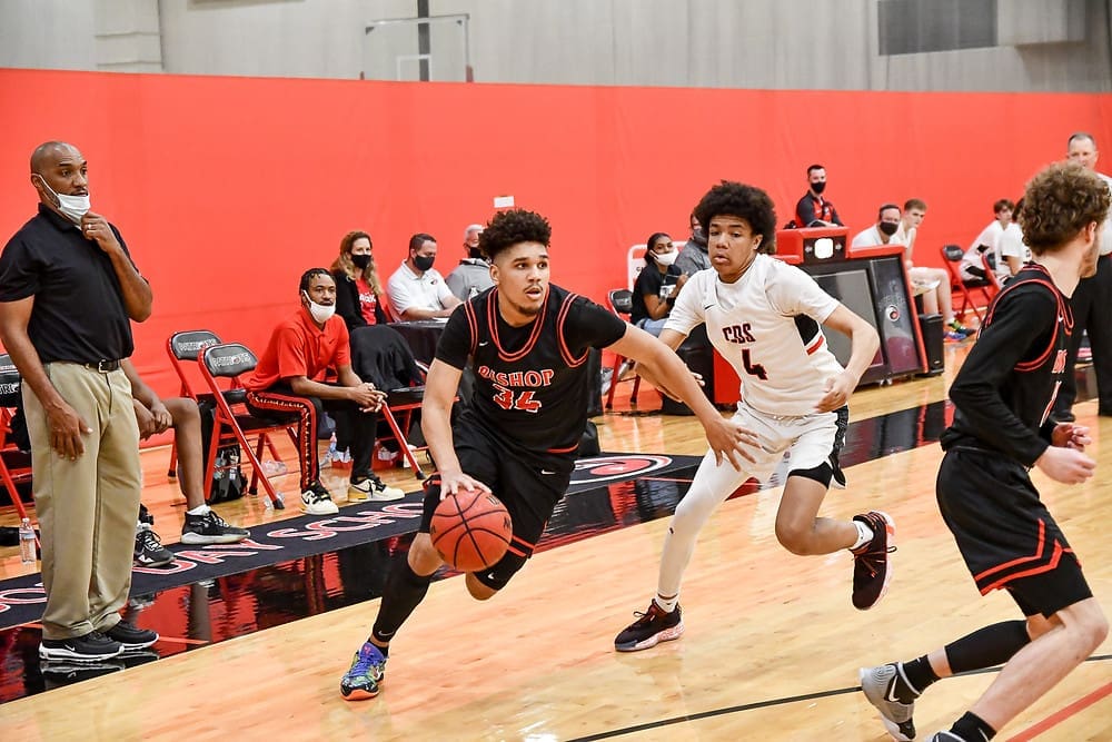 Emanuel Sharp (No. 34) brings serious scoring skills to Kelvin Sampson's UH program.