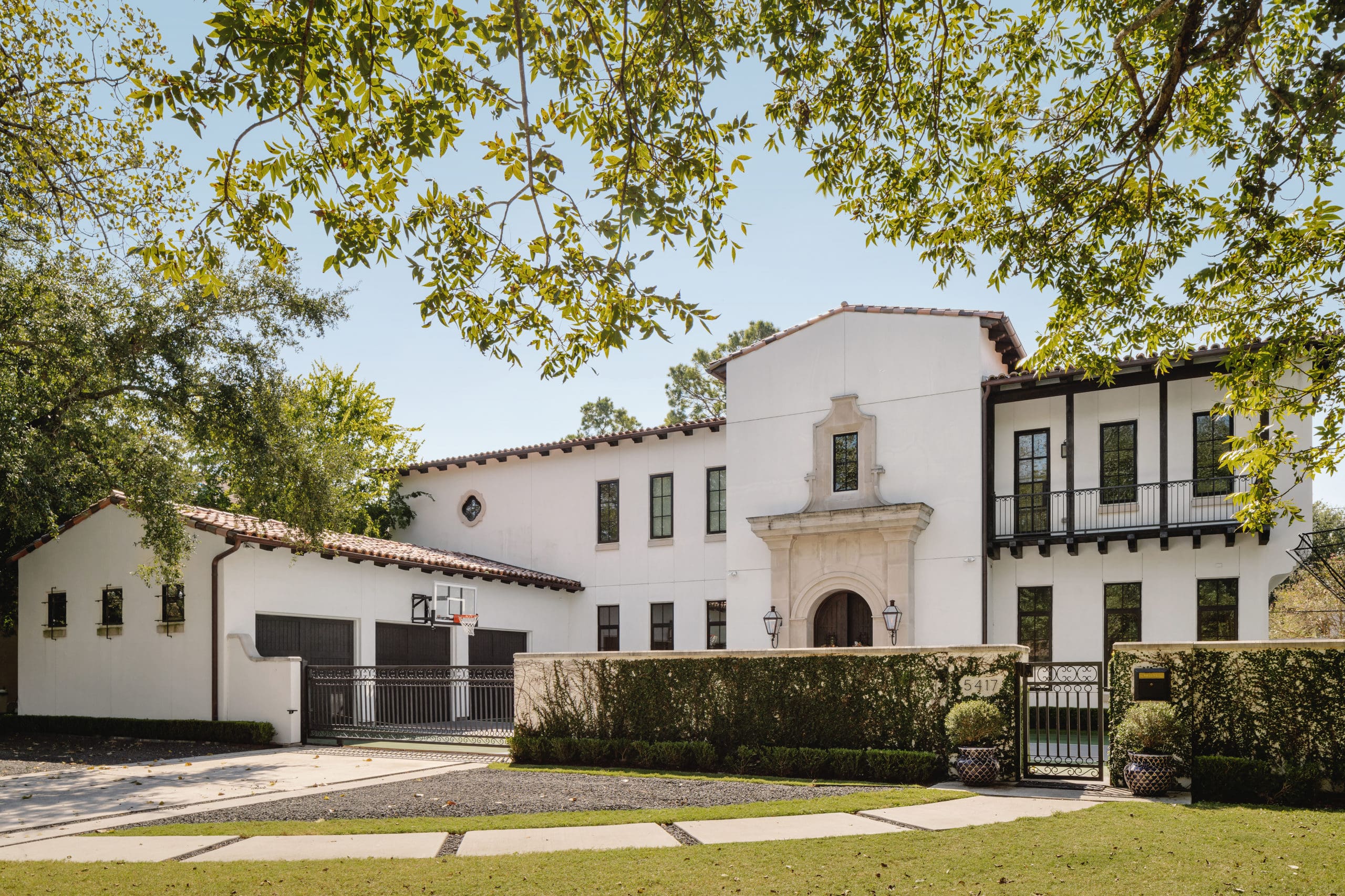 Mirador Group: Pine Street Residence, 5417 Pine Street (Photo by Divya Pande)