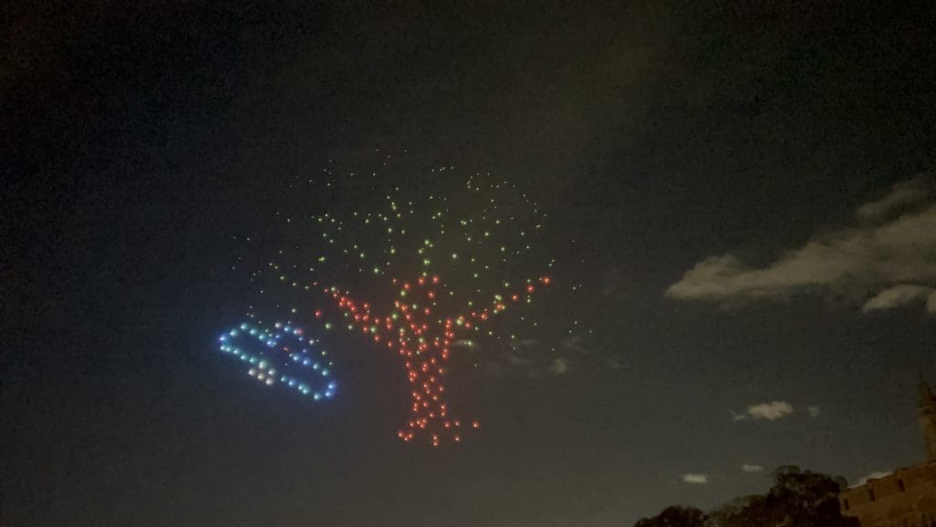 The iconic Rice University oak and owl created in drones for 'The Investiture Gala' by Verge Aero.