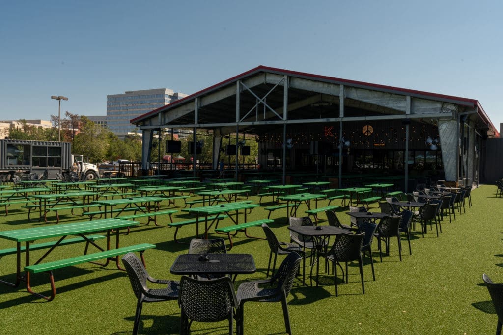 The new Kirby Ice House in The Woodlands features a lush 18,000 square foot dog-friendly backyard. (Photo by Michael Anthony)