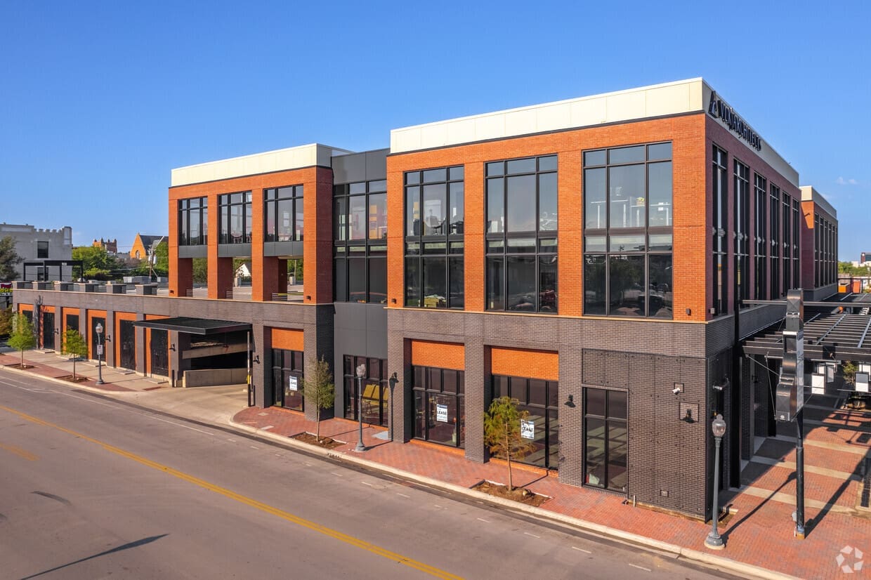 The 701 adds a much needed parking garage to the Magnolia area as well. (Courtesy of Dodson Commercial Real Estate)