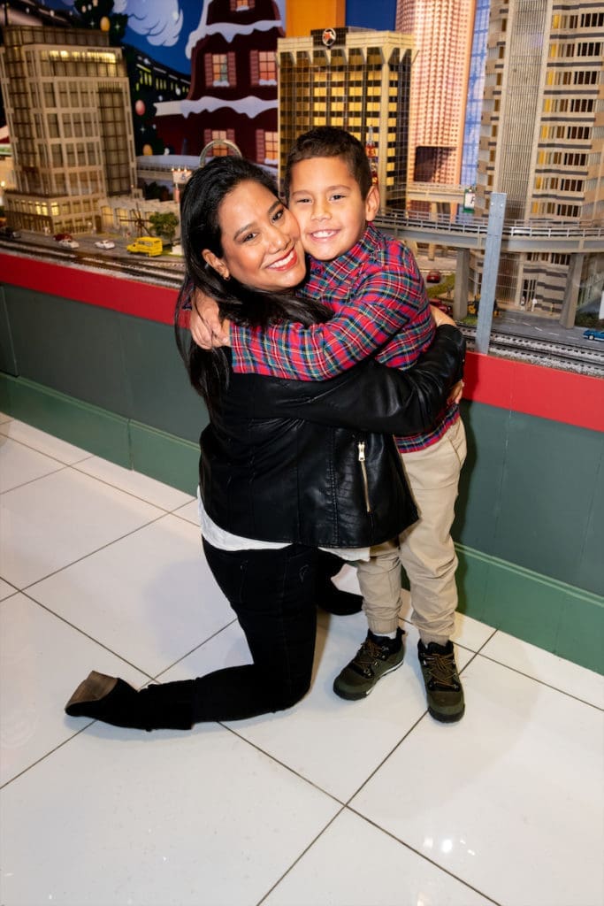 Antuane Gonzalez and Vasco Castaneda (Photo by Bret Redman)