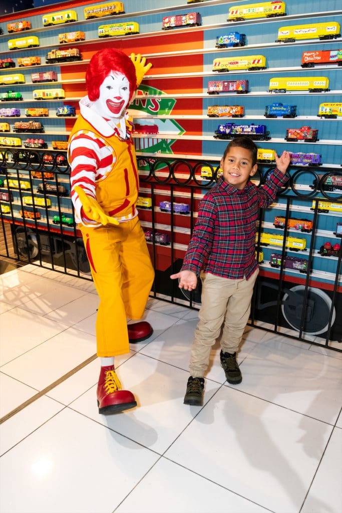 Ronald McDonald and Vasco Castaneda (Photo by Bret Redman)