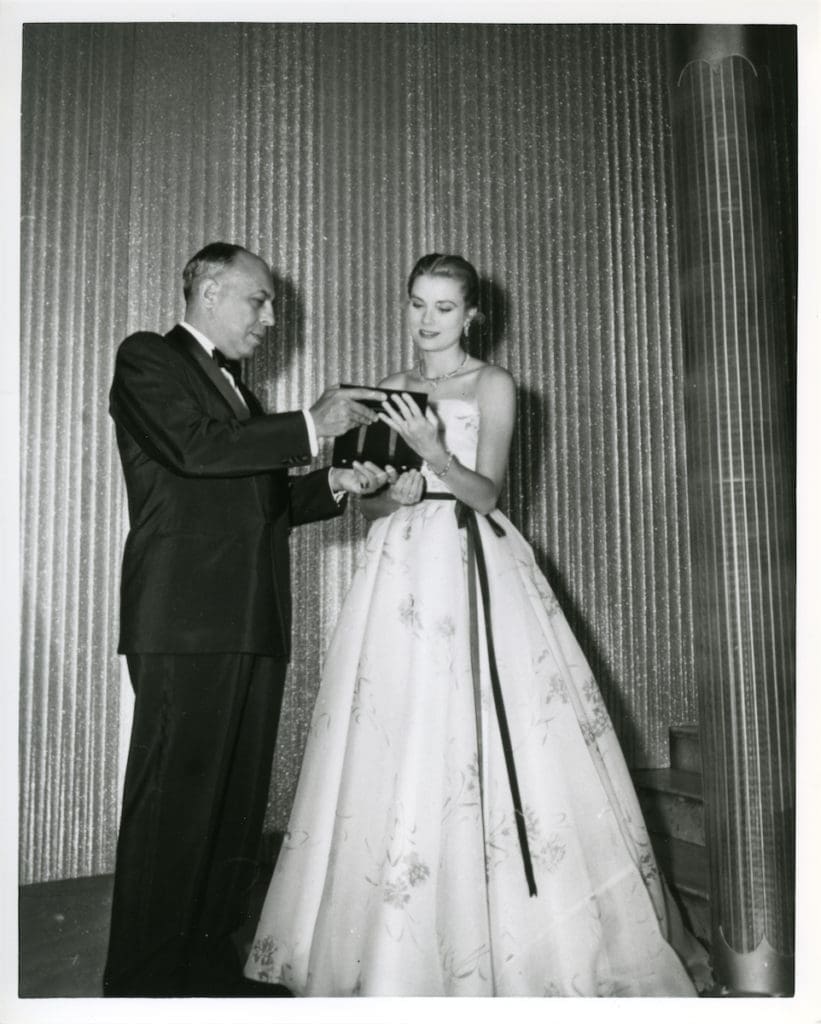 Neiman Marcus Announces the Return of an Iconic Award  — Reimagining a Famous Retail Honor