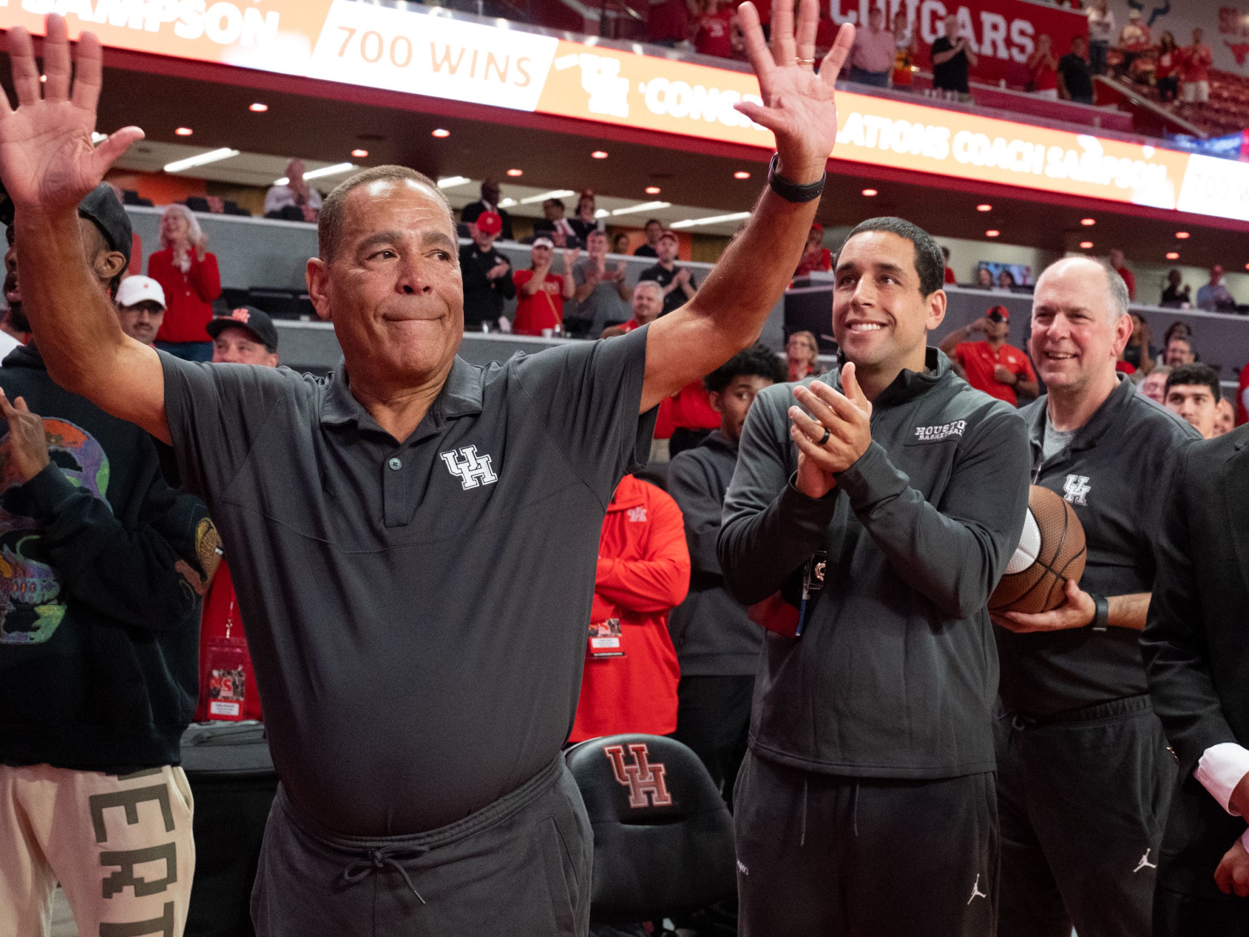 The University of Houston basketball team, led by head coach Kelvin Sampson, faced the Northern Colorado Golden Bears in their 2022-2023 season opening game at the Fertitta Center