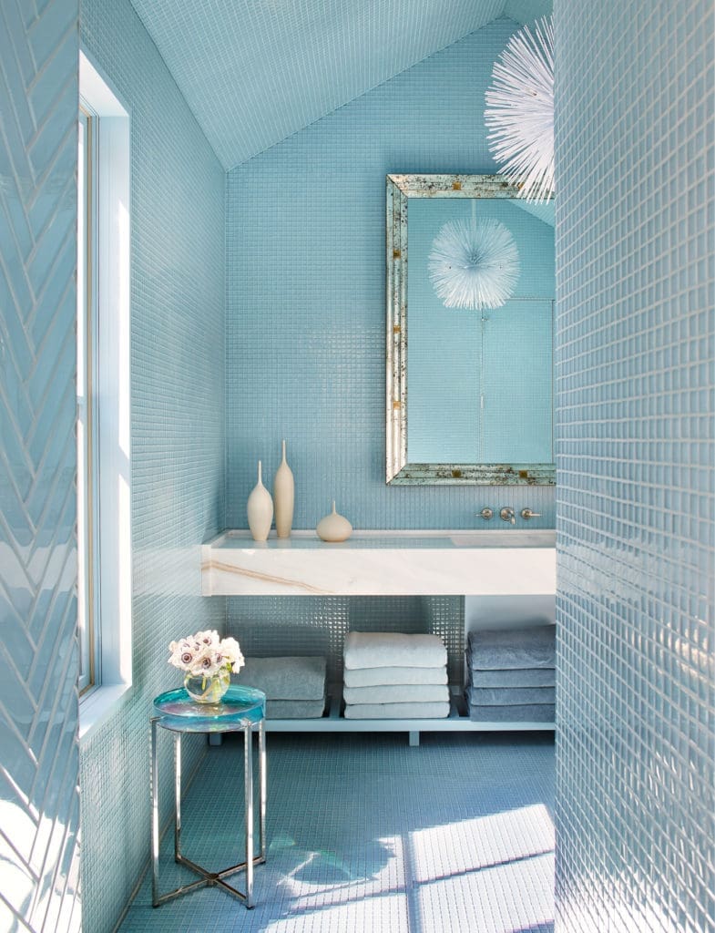 Bath design Adam Hunter, architecture Steve Giannetti (Photo by Trevor Tondro/OTTO)