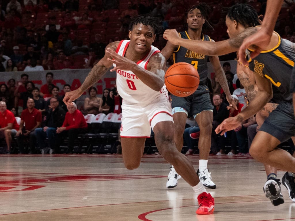 UH guard Marcus Sasser plays with an all-out intensity. (Photo by F. Carter Smith)