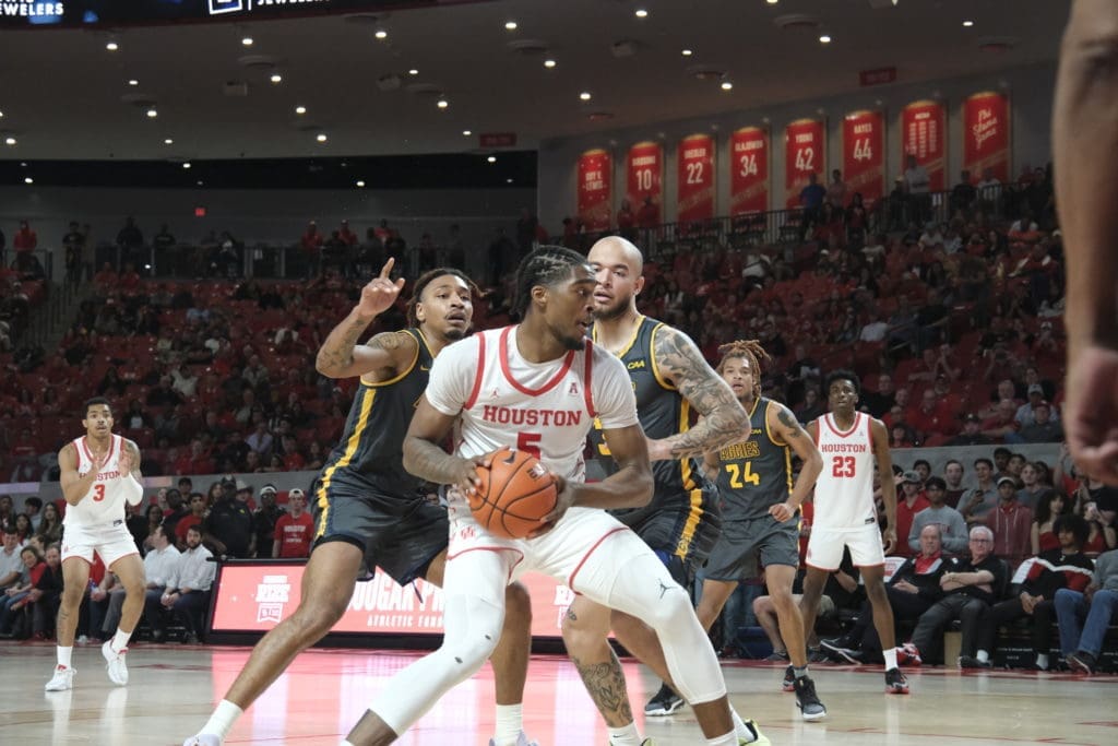 UH center Ja'Vier is a handful inside. (Photo by F. Carter Smith)
