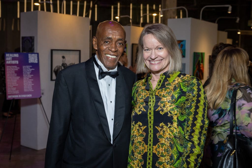 Honoree Earlie Hudnall Jr., Missy Finger at the Art League Houston Luminaries Gala (Photo by Alex Barber and Laura Burlton) 