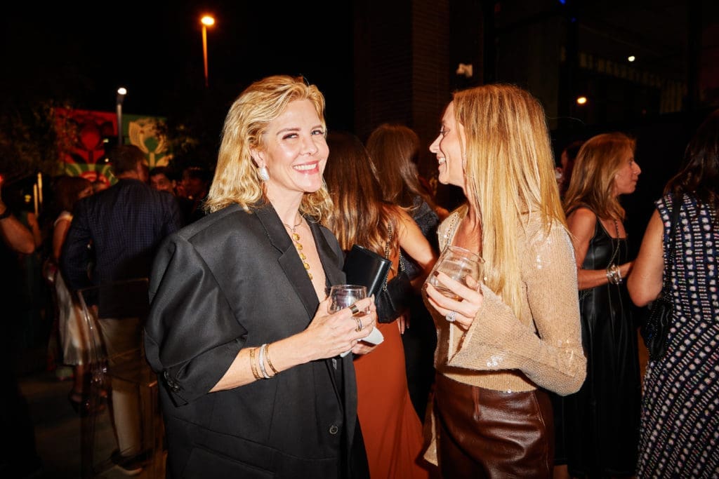 Elizabeth O'Mahony, Kelle Jackson at the Dallas Contemporary Gala (Photo by Jon Furlong)