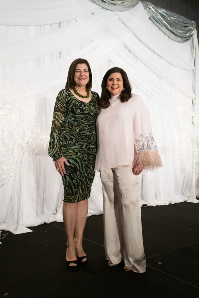 Ellie Francisco introduces honoree Lesha Elsenbrook (Photo by Daniel Ortiz)