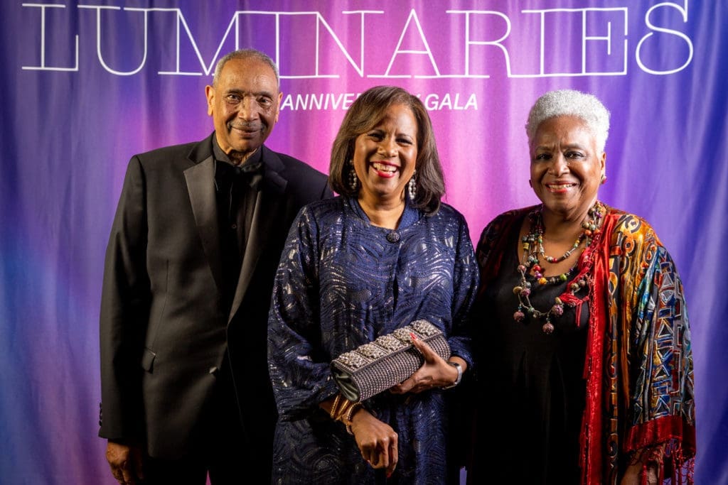 Honorees John Guess Jr. & Melanie Lawson, Vicki Meek at the Art League Houston Luminaries Gala (Photo by Alex Barber and Laura Burlton)