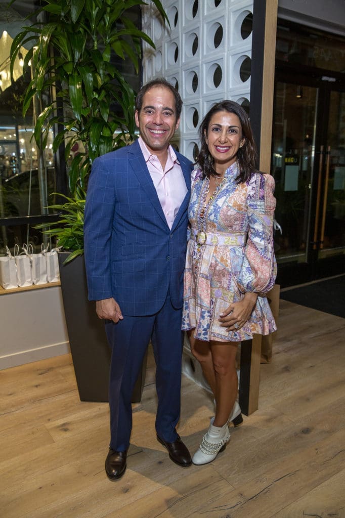 Zach & Neda Axelrod at the Texas Children's Hospital Ambassadors Holiday Party held at Navy Blue in Rice Village (Photo by Jenny Antill Photography) 