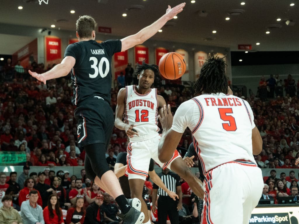 University of Houston guard Tramon Mark (No. 12) is a skilled passer. (Photo by F. Carter Smith)