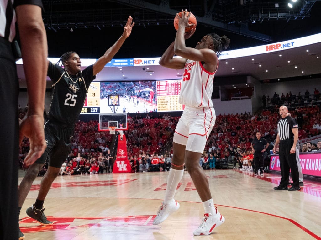University of Houston forward Jarace Walker has a good outside shot. (Photo by F. Carter Smith)