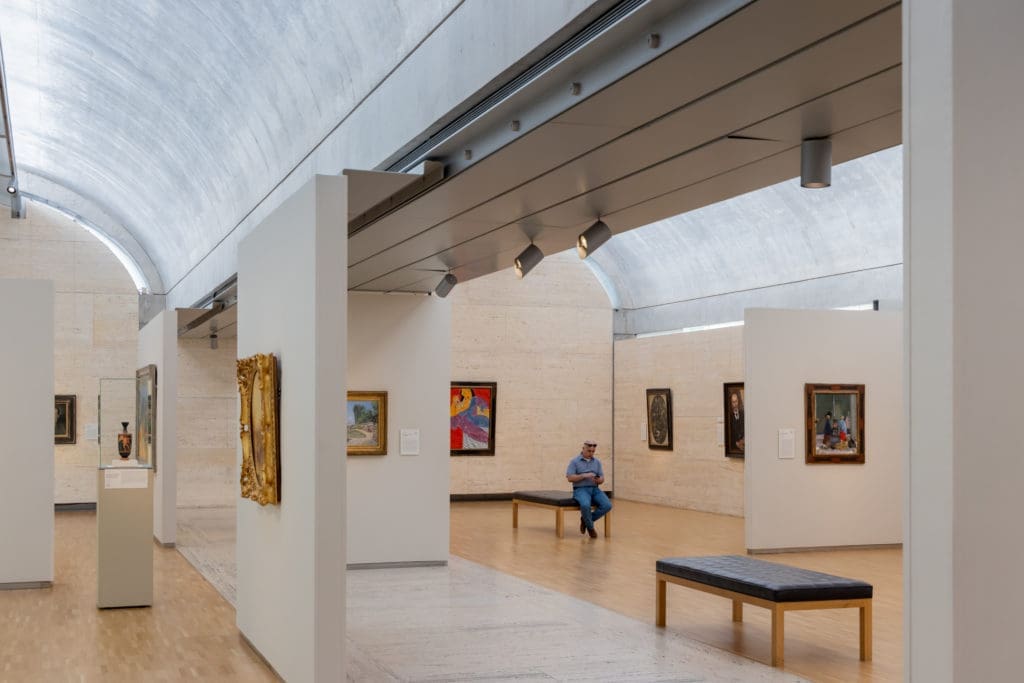 Exhibition in the Kimbell Art Museum (Photo By Iwan Baan)