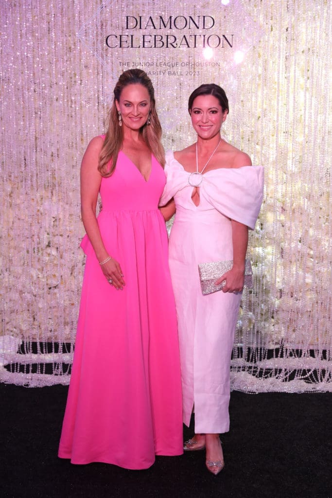 Rachel Regan, Jayne Johnston at the Junior League of Houston Charity Ball (Photo by Priscilla Dickson)