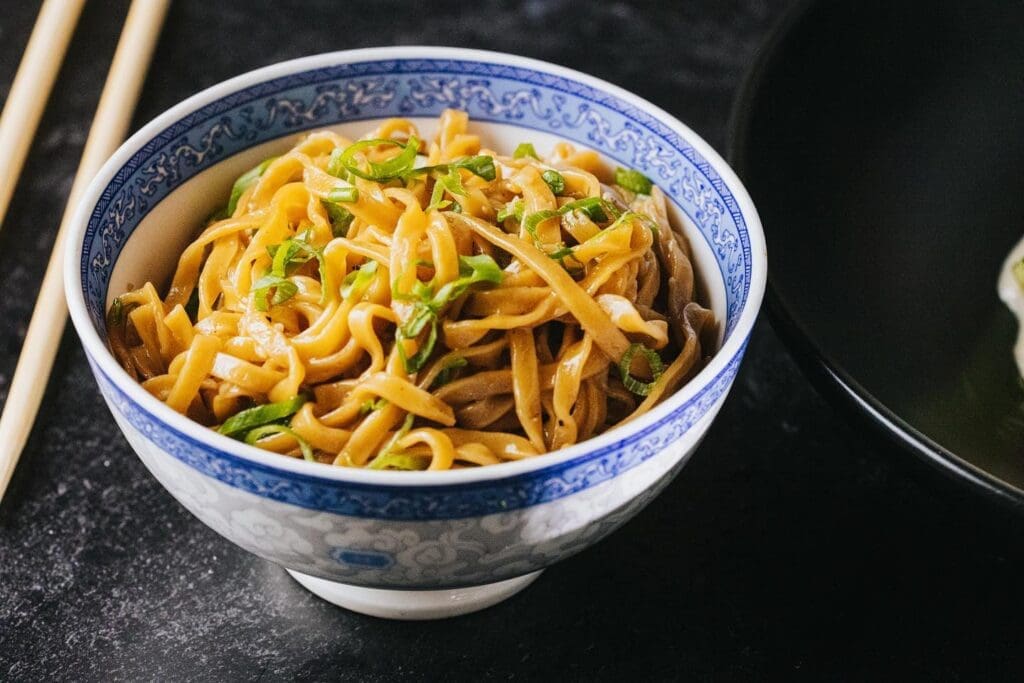 Mot Hai Ba is well-known for their garlic noodles. (Photo by Kathy Tran)