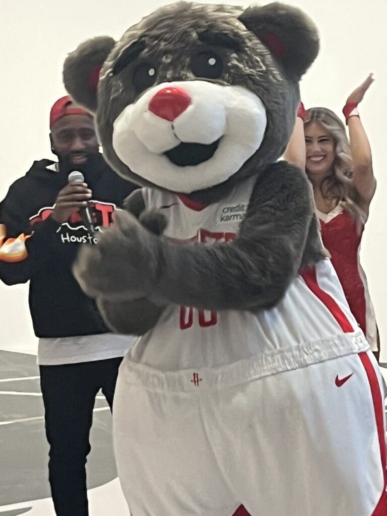 Houston Rockets mascot Clutch made a cameo. The team is a partner/supporter of CAMH COURT (Photo by Lester Marks)