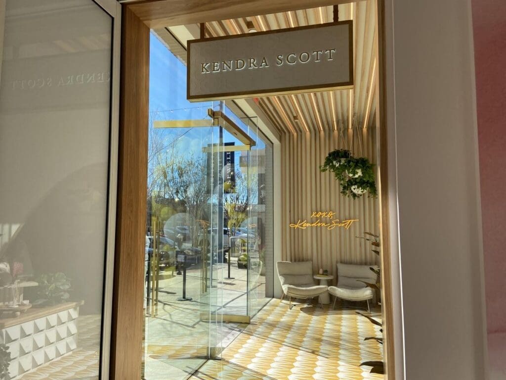 Kendra Scott has moved into The Woodlands and brought something new. (Courtesy Visit The Woodlands)