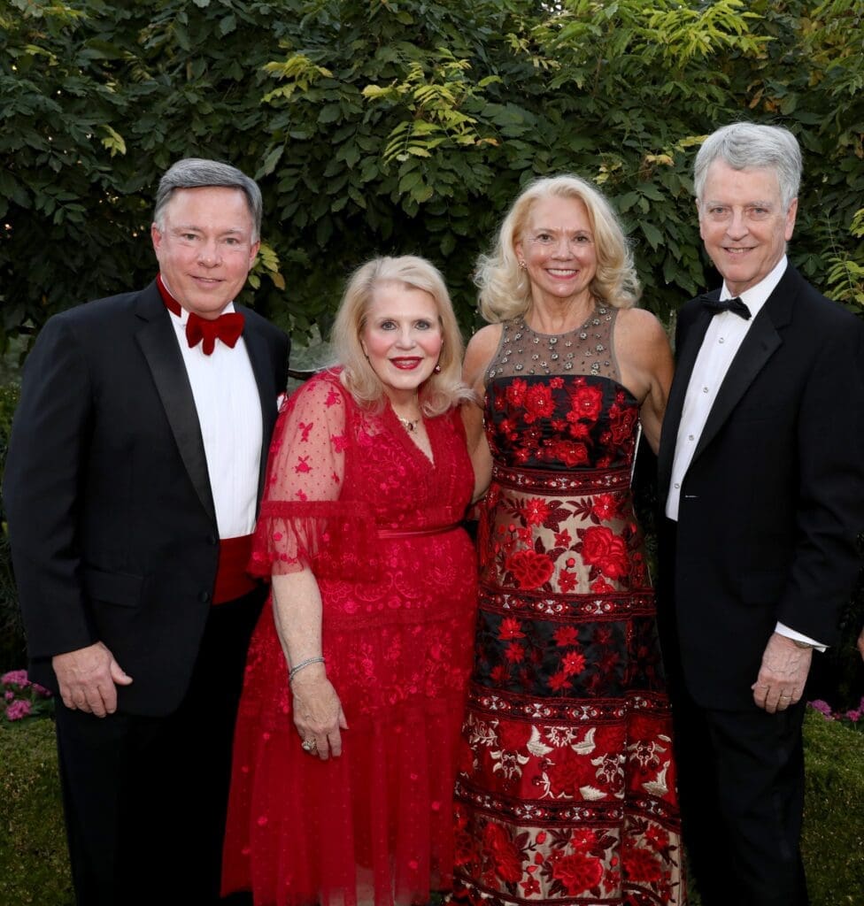Mark & Sarah Jo Hardin, President, Women’s Council; Dr. Linda Burk, Dr. John Gilmore, Honorary Chairs and Presenting Sponsors (Photo by Danny Campbell and Rob Wythe/Wythe Portrait Studio)