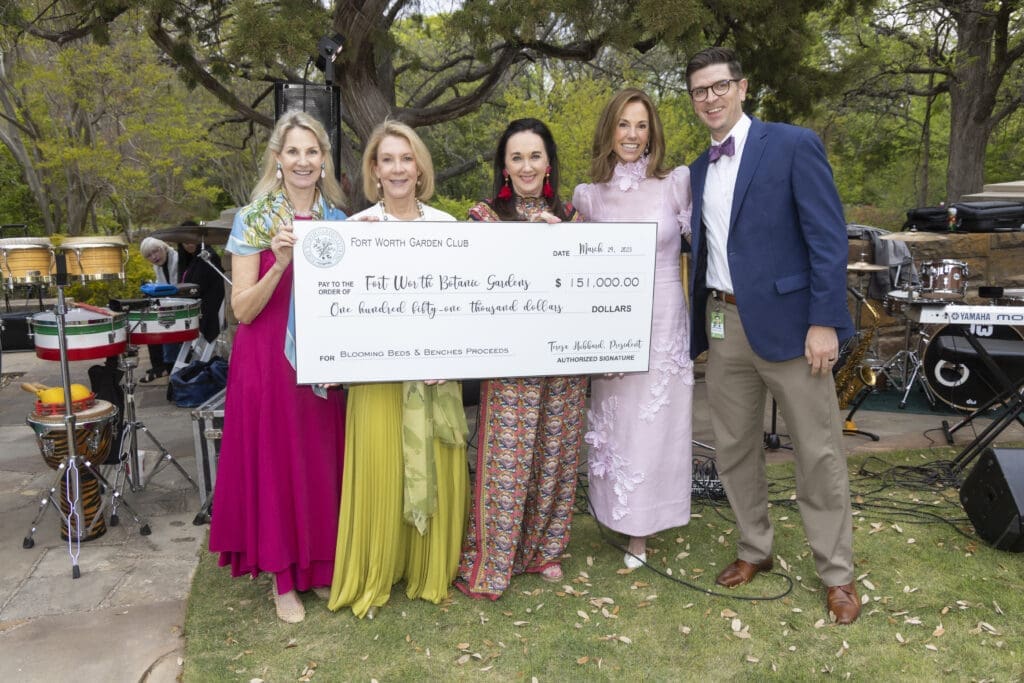 Advisor and Co-Chair Kim Darden, Co-Chair Janeen Lamkin, Co-Chair Judy Graves, Fort Worth Garden Club President Teresa Hubbard, and Botanic Garden CEO Patrick Newman. (Photo by Ellman Photography)