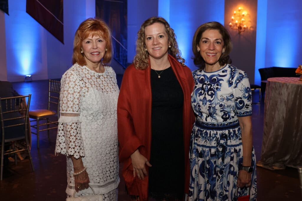 Bette Thomas, Diane Santa Maria, Maria Pappas at the UTHealth  Art of Gratitude celebration (Photo by Priscilla Dickson)