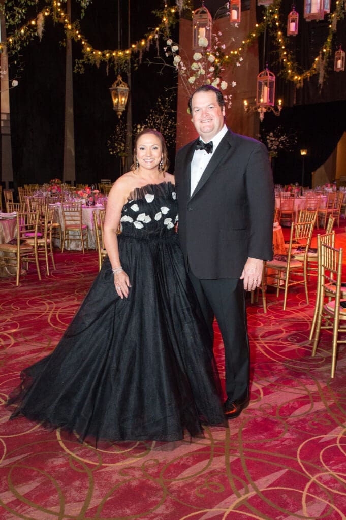 Performing Arts Houston Kaleidocsope Ball chairs Mignon & Steve Gill (Photo by Jacob Power)