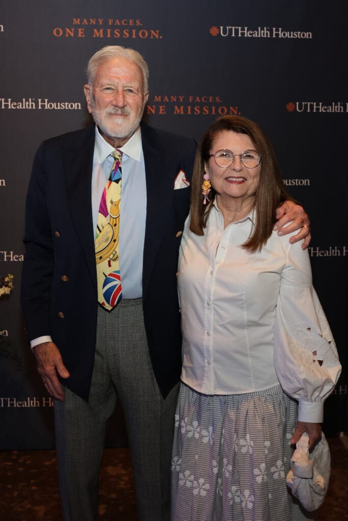 Chuck & Gayle Carlberg at the UTHealth  Art of Gratitude celebration (Photo by Priscilla Dickson)
