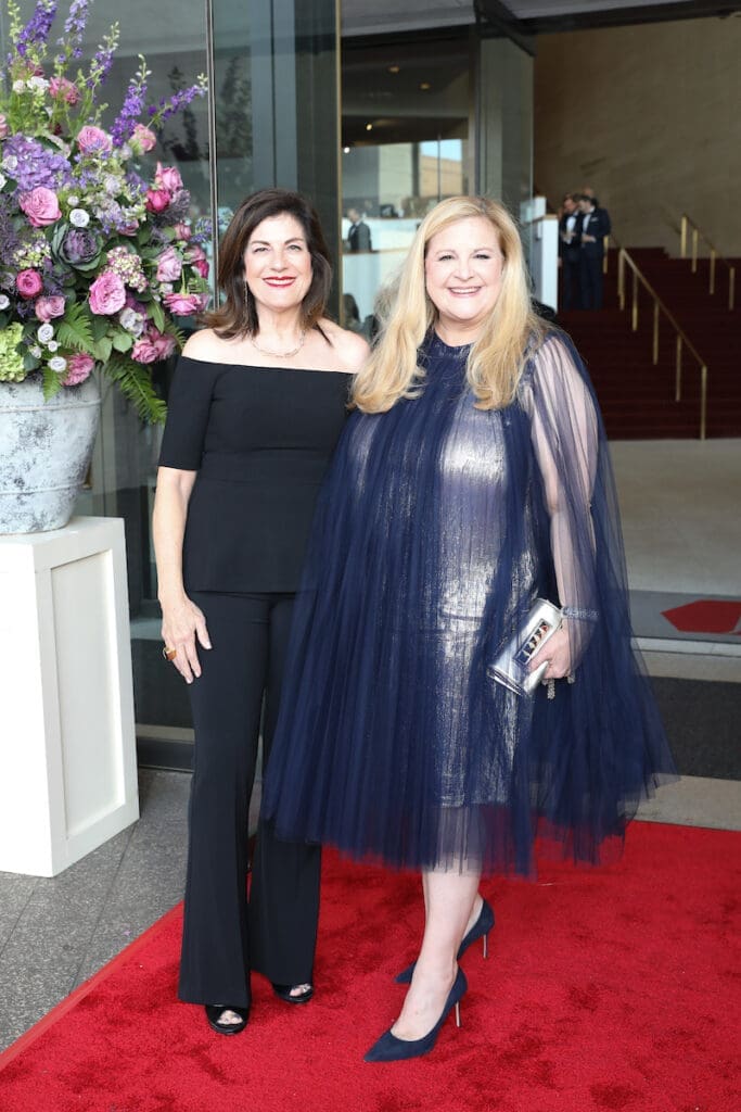 Ellie Francisco, DeeDee Marsh at the Houston Symphony Wine Dinner & Collector's Auction (Photo by Priscilla Dickson)