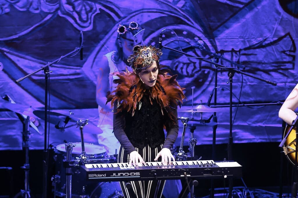 A dramatic take on the Queen of Hearts in the stunning performance by Starry Night Productions at Stages Gala at The Gordy. (Photo by Quy Tran)