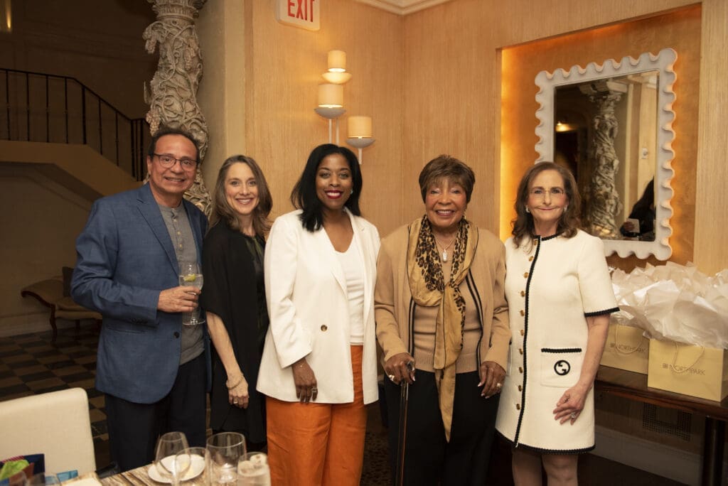 Roberto Zambrano, Vanessa Logan, Lisa Sherrod, Honorable Eddie Bernice Johnson, Nancy Nasher (Photo by Tamytha Cameron) 
