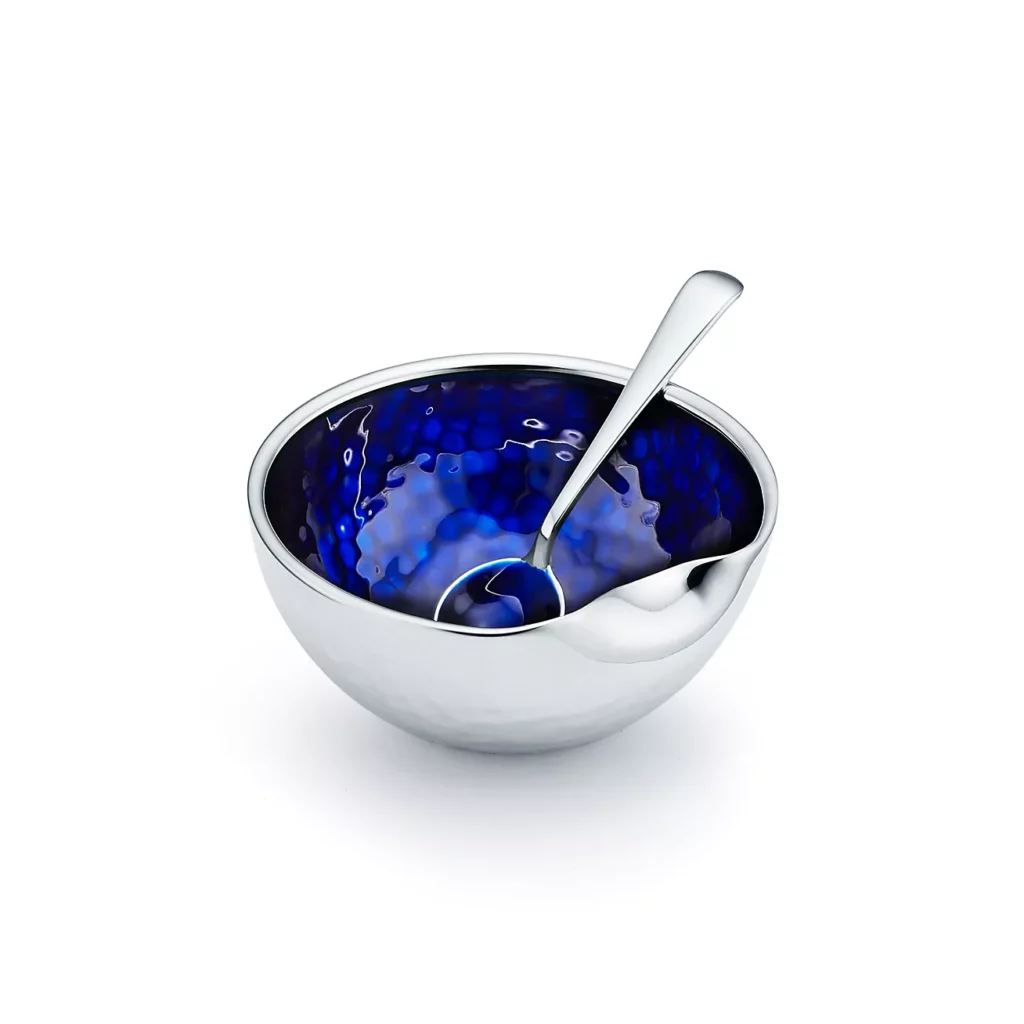 Tiffany & Co.'s Elsa Peretti Thumbprint bowl is a precious wedding gift with a modern twist.