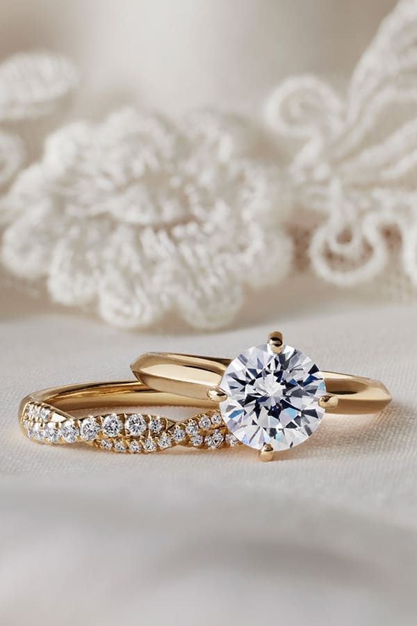Blue Nile creates jewelry for declarations of connection and appreciation of all kinds.