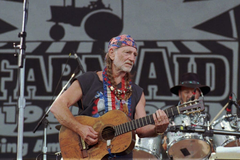 The Best Things To Do in Dallas This June — Matchbox Twenty, Fall Out Boy, and Willie Nelson