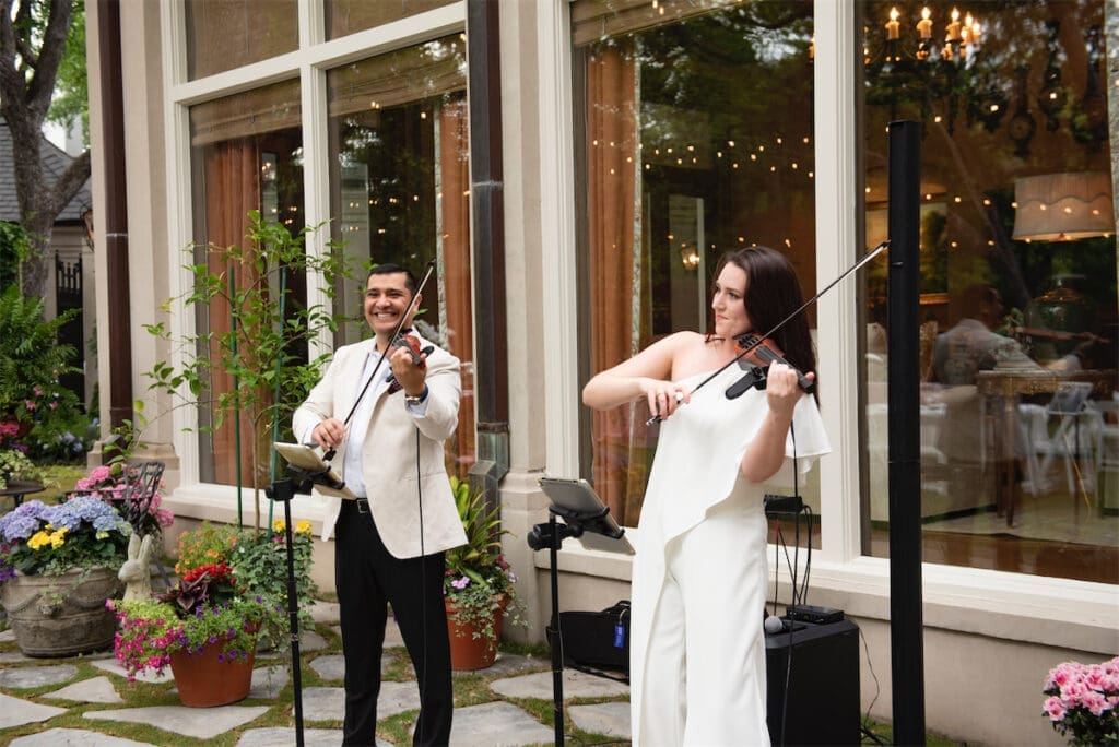 Live Music at the Klyde Warren Park Party (Photo by Tamytha Cameron)