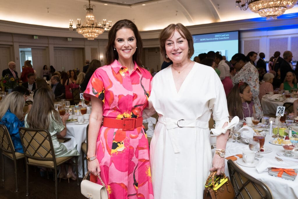 Ann Ayre, Leigh Smith at the CanCare luncheon (Photo by Daniel Ortiz)