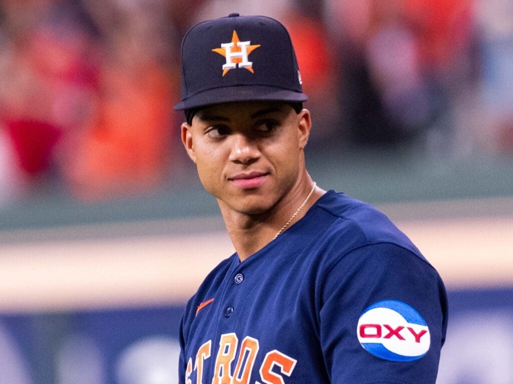 Championship Teamwork — By Helping Each Other, the Astros Overcome Injuries to Cobble Together a Month to Build On