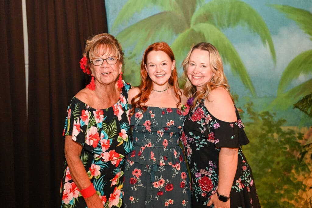 Marti Boone, Sydney Wright & Shelli Wright (Photo by Jereme Brown)