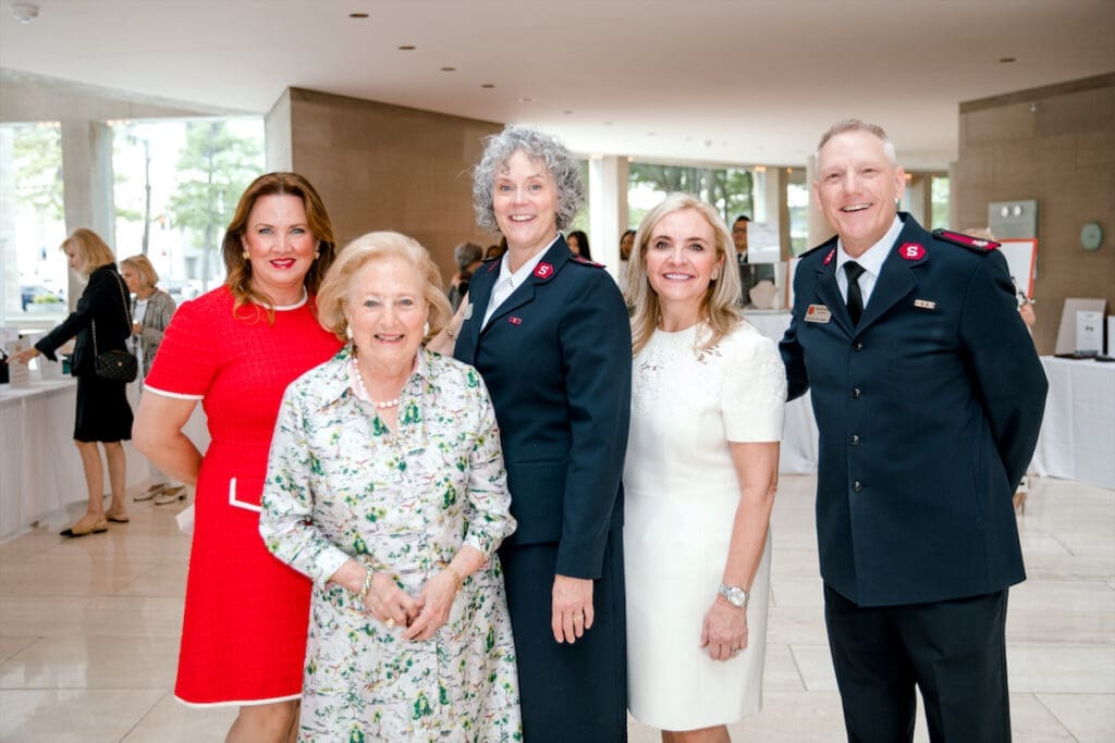 Jennifer Dix, Margot Perot, Major Dawn McFarland, Kim Quinn, Major Paul McFarland
