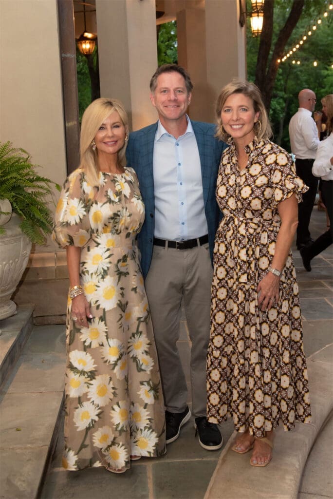 Lisa Cooley, Kemp & Kit Sawers (Photo by Tamytha Cameron)