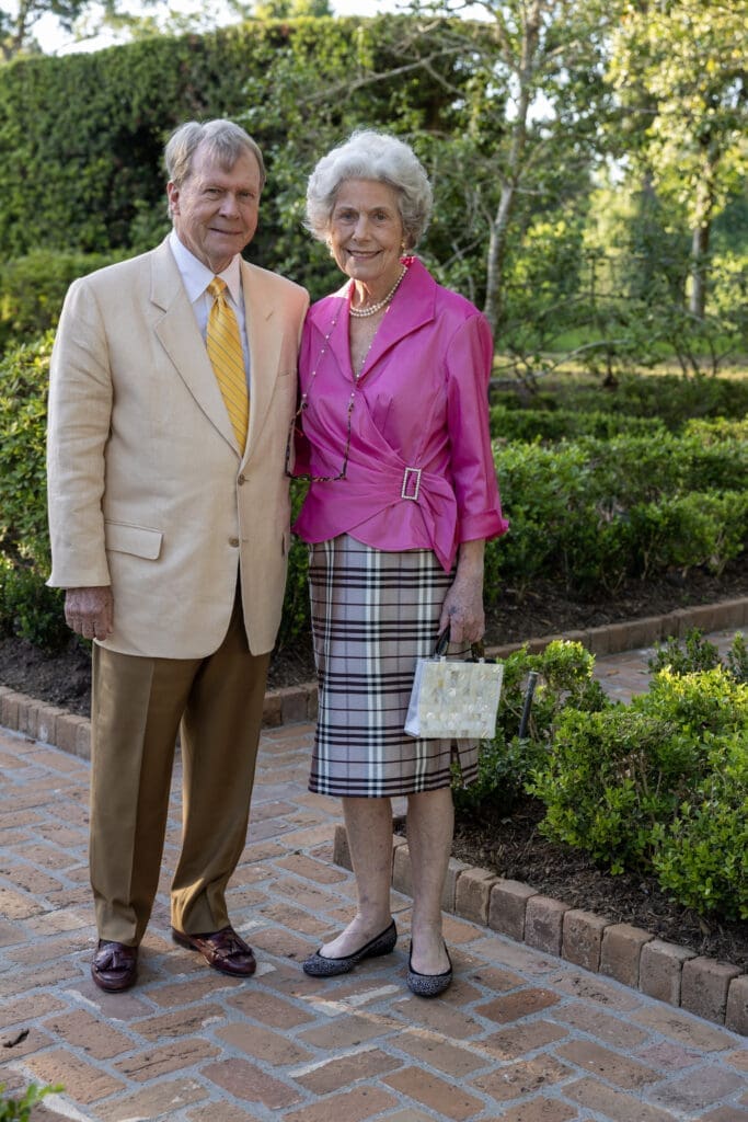 Steve Pearce & Beth Robertson at the Bayou Bend Garden Party (Photo by Jenny Antill)
