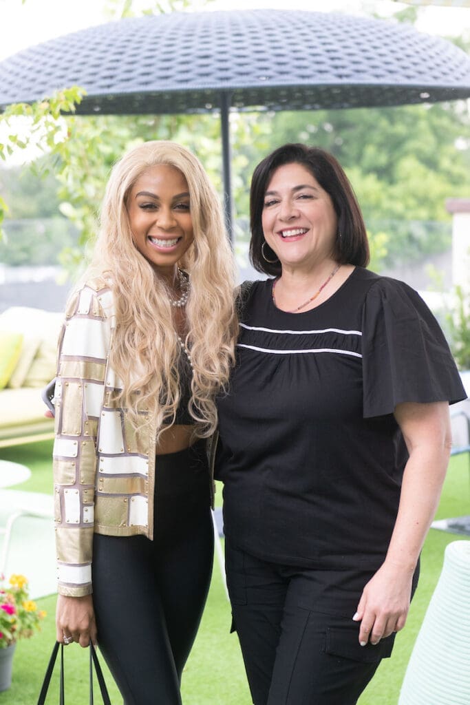Imani Guillory, Lisa Gochman at the BeDESIGN fête introducing Sorellina Rooftop and Frerejean Frères champagne.