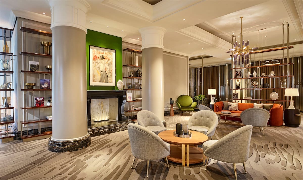 Lobby at the Ritz-Carlton (Photo by Matthew Shaw)