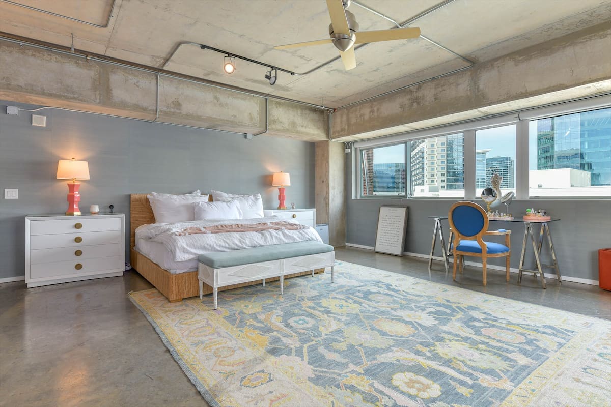 downtown-dallas-indurstrial-loft-condo-1999_mckinney_#1608_024