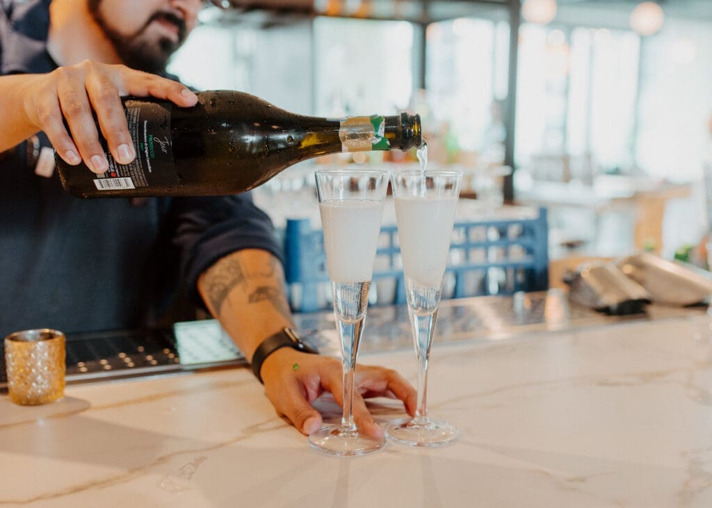 Bubbly flows at the sip and shop, pop-up shopping event at Georgia James steak house. (Photo by Emma Umana)