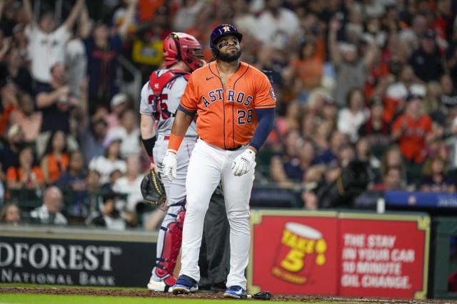 Jon Singleton had reason to watch his historic home run for the Astros on Justin Verlander's return home start.