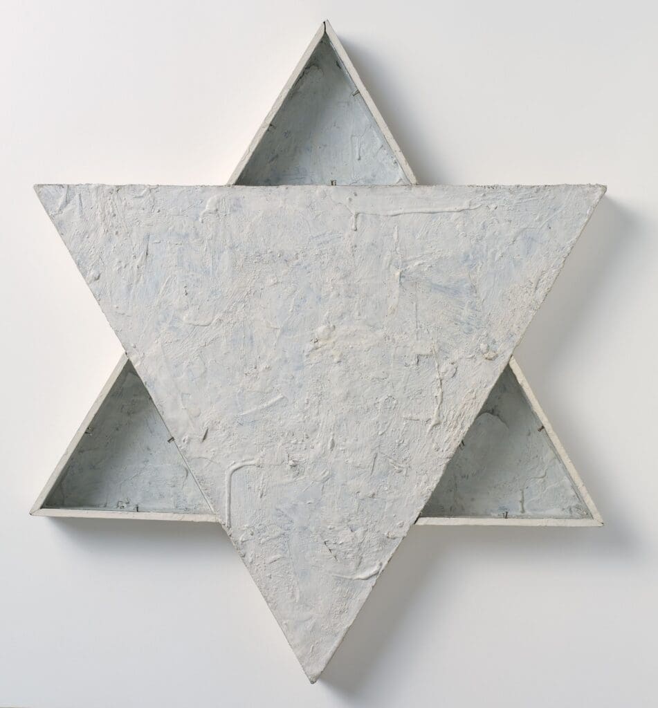 Jasper Johns' "Star," 1954 (© Jasper Johns / VAGA at Artists Rights Society (ARS), NY)