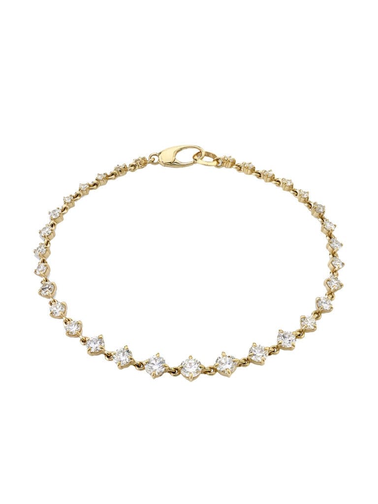 Lizzie Mandler Eclat Graduated Diamond Tennis Yellow Gold Bracelet is the perfect gift for someone special.